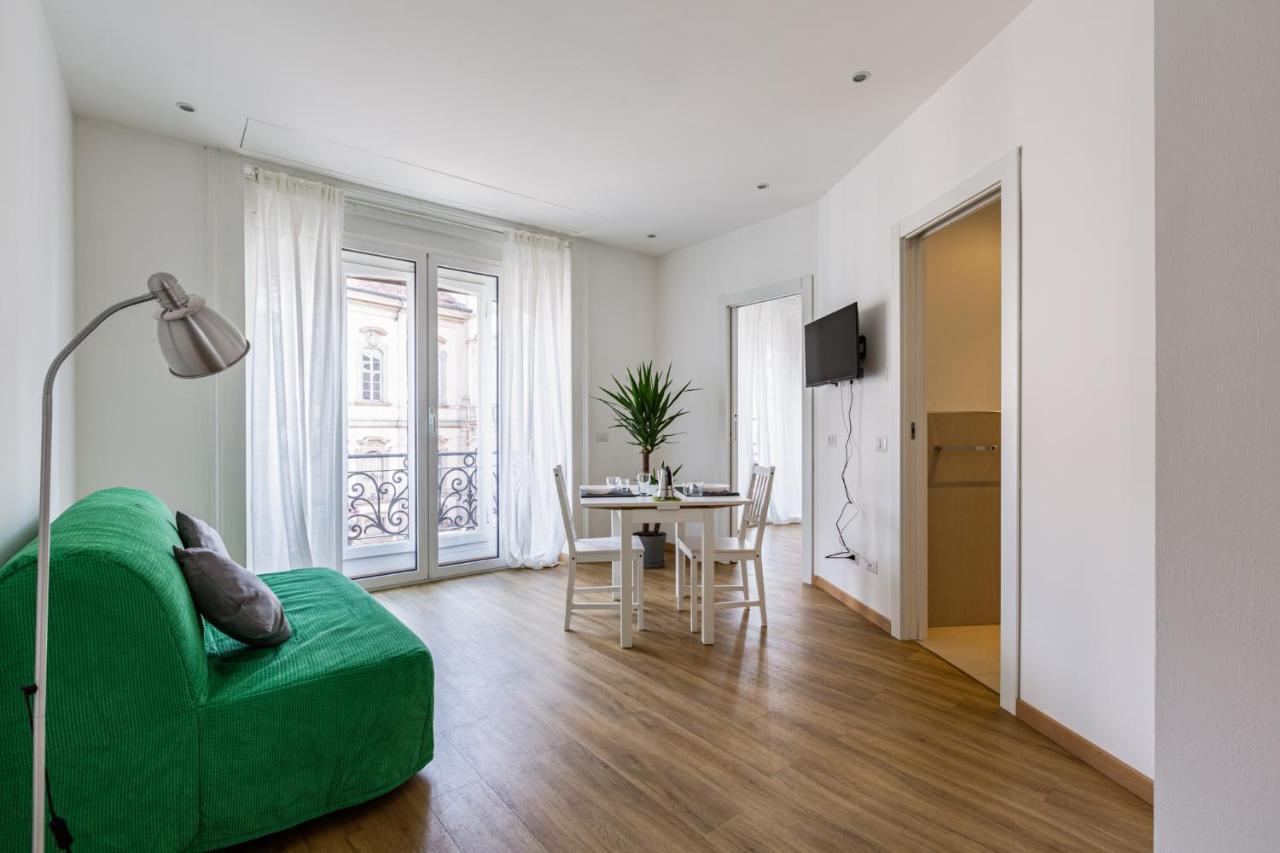 Top Accommodations In The Heart Of Milano! Bagian luar foto