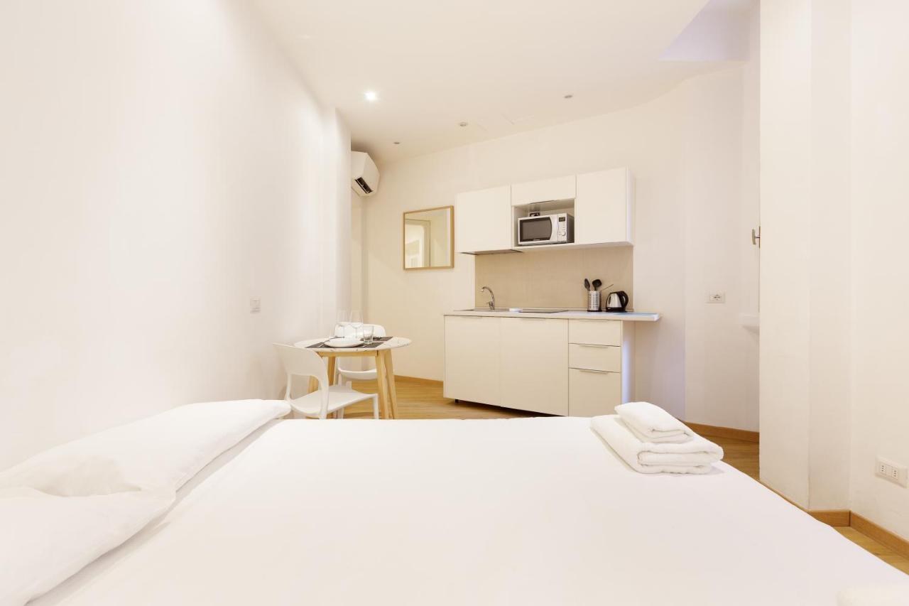 Top Accommodations In The Heart Of Milano! Bagian luar foto