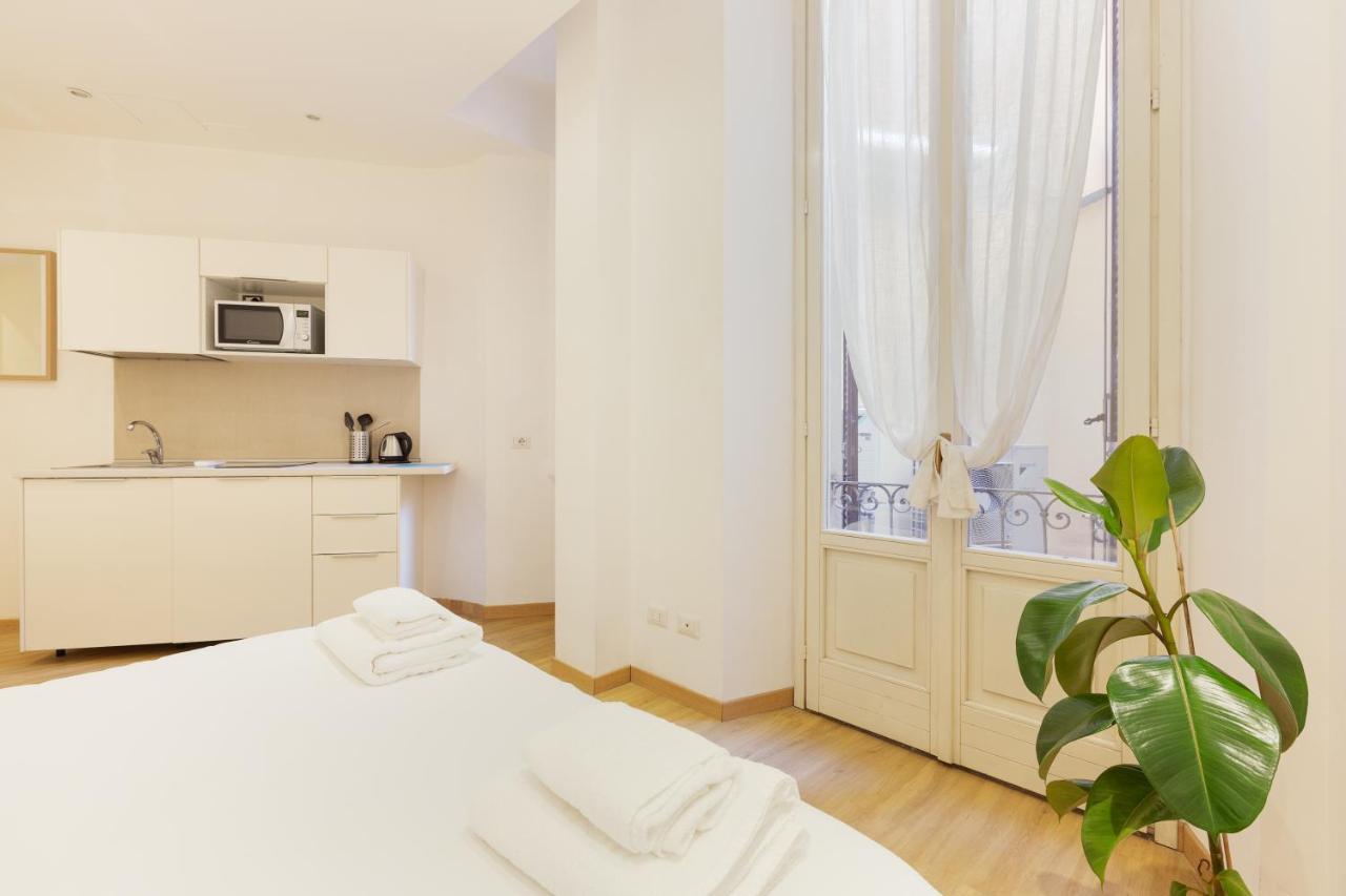 Top Accommodations In The Heart Of Milano! Bagian luar foto